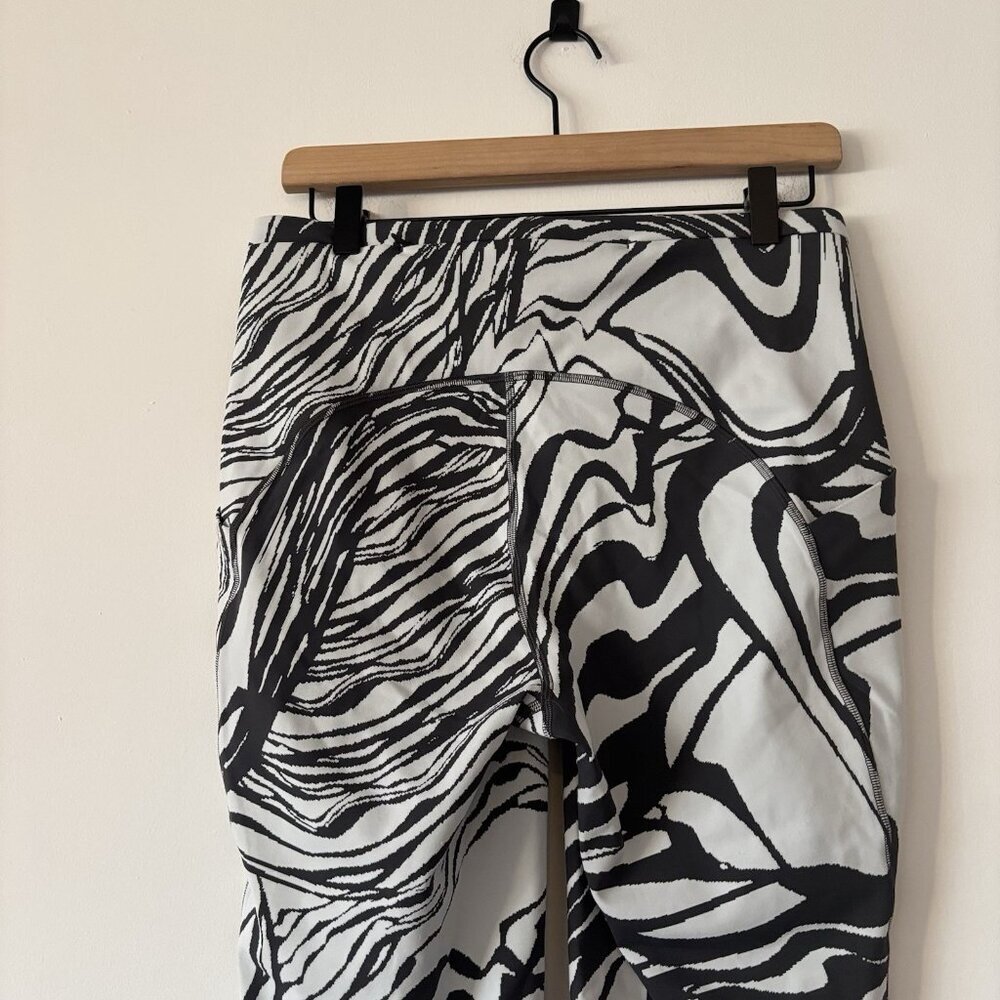 Lululemon Swift Speed HR Crop 21" Jacquard Leggings Women’s Size 10 Sporty Gym - Picture 14 of 16